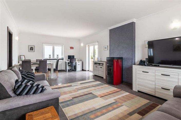 Image No.3-4 Bed House for sale