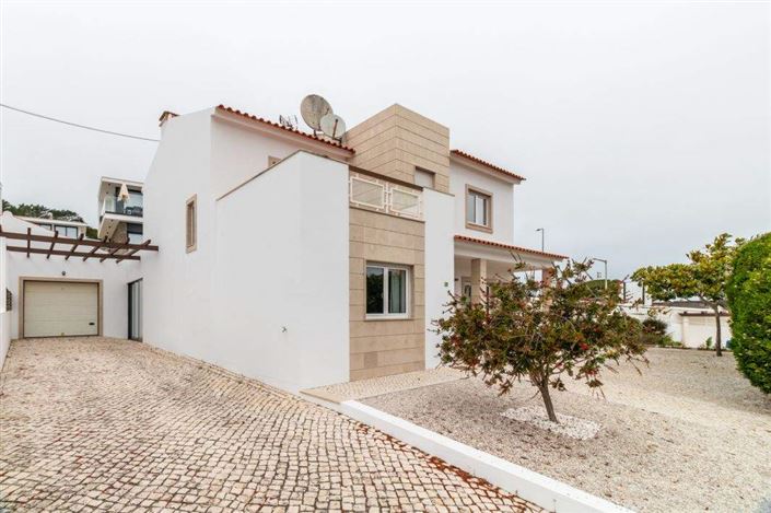 Image No.33-4 Bed House for sale