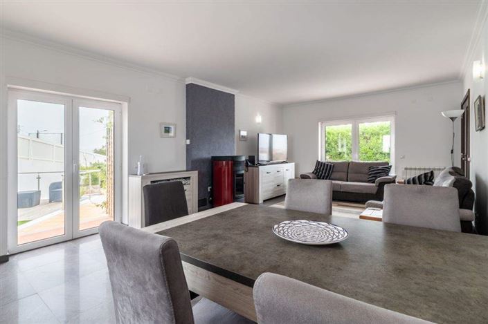 Image No.5-4 Bed House for sale