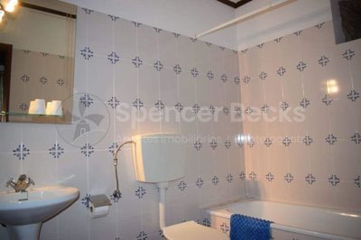 42b90915-783d-a206-24da-3db6f5eef790