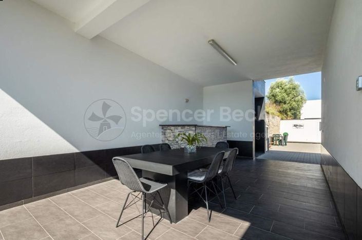 Image No.22-3 Bed House for sale