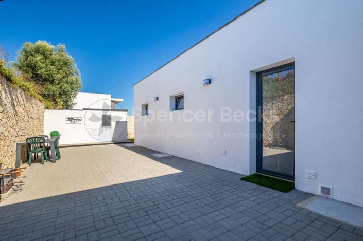 Image No.25-3 Bed House for sale