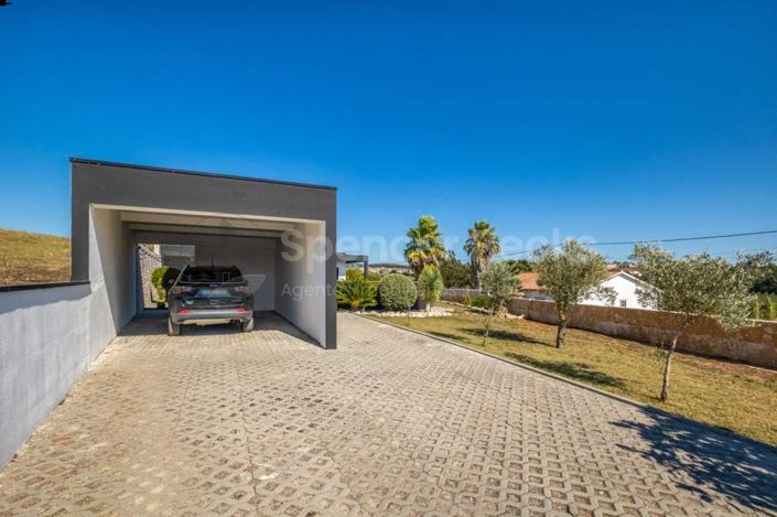 Image No.30-3 Bed House for sale