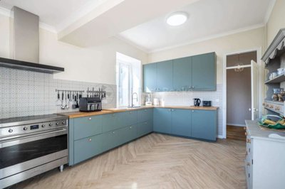 124e4e20-a4a0-2475-3086-a77ee5a9d756