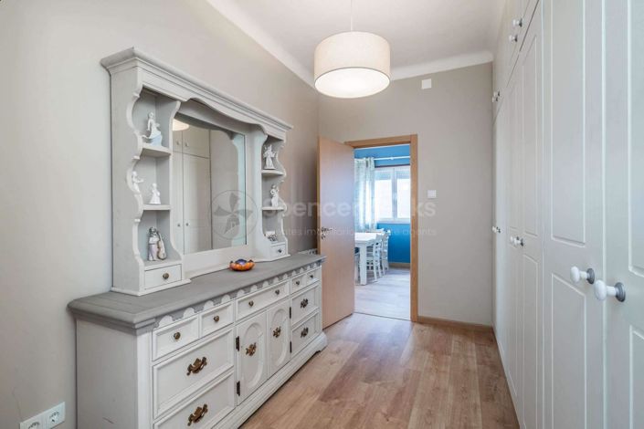 Image No.15-4 Bed House for sale