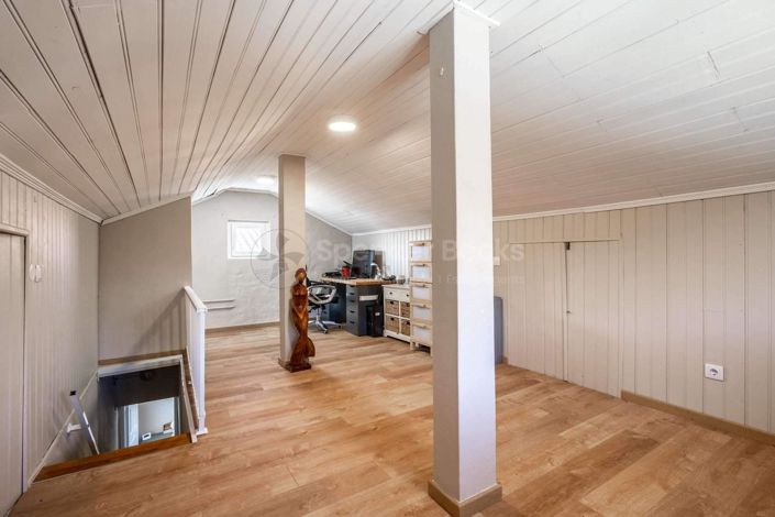 Image No.27-4 Bed House for sale