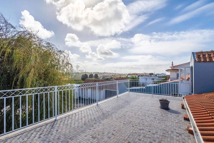 Image No.31-4 Bed House for sale