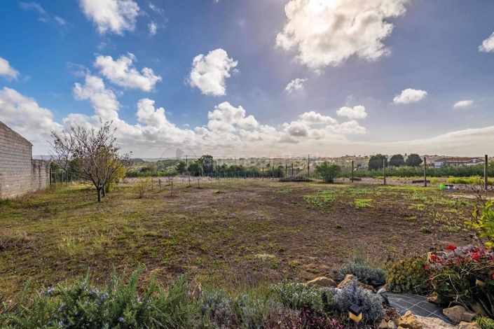 Image No.40-4 Bed House for sale