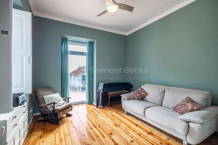 Image No.7-4 Bed House for sale