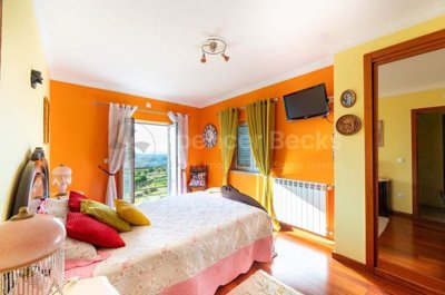 e5a1ddeb-0cbe-aefd-2e29-97cc790d13e4