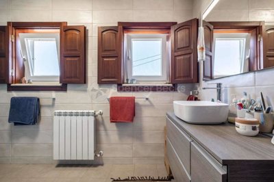 bc10dba3-6c1c-7dce-7192-20f4b838520c