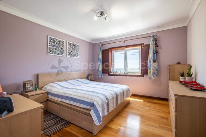 Image No.15-4 Bed House for sale