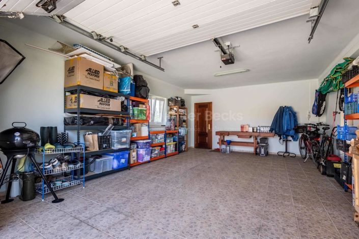 Image No.27-4 Bed House for sale