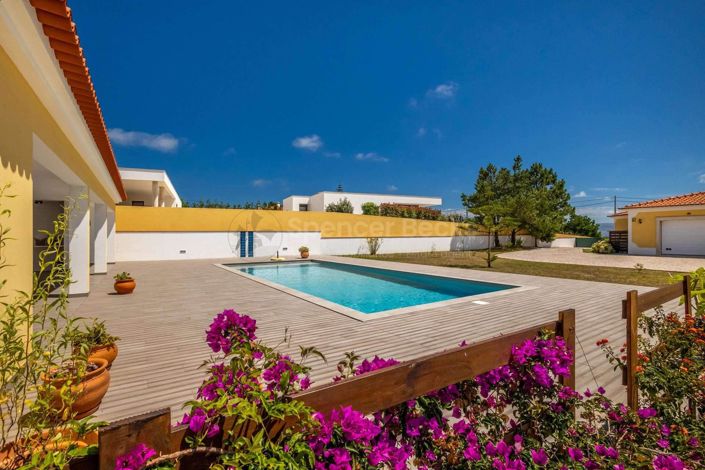 Image No.28-4 Bed House for sale