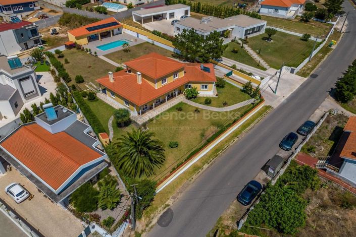 Image No.38-4 Bed House for sale