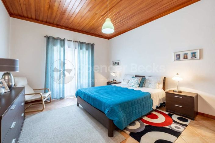 Image No.13-3 Bed House for sale