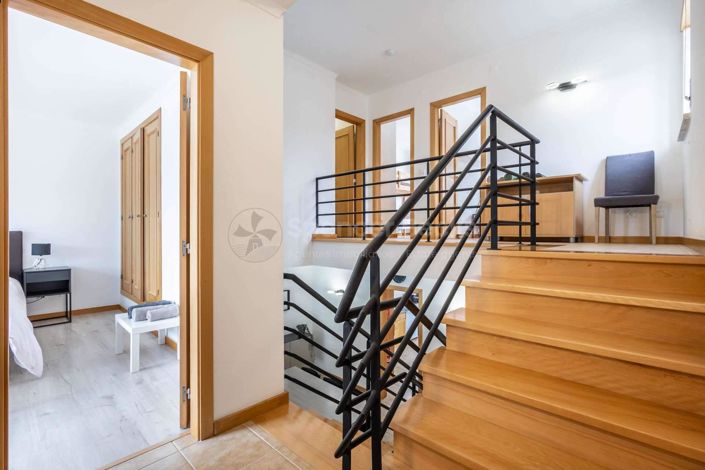 Image No.10-6 Bed House for sale