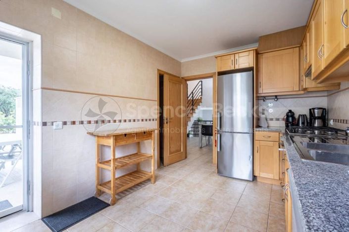 Image No.7-6 Bed House for sale