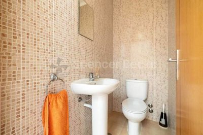 c1d77f34-ad4d-7ddd-7bf7-caaa7ac41567
