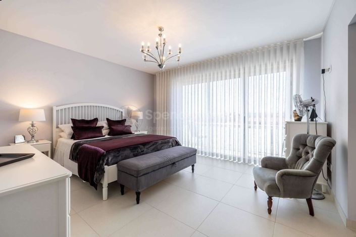 Image No.23-3 Bed House for sale