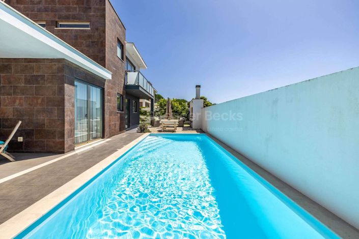 Image No.30-3 Bed House for sale