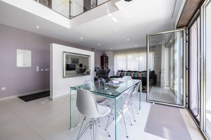 Image No.4-3 Bed House for sale