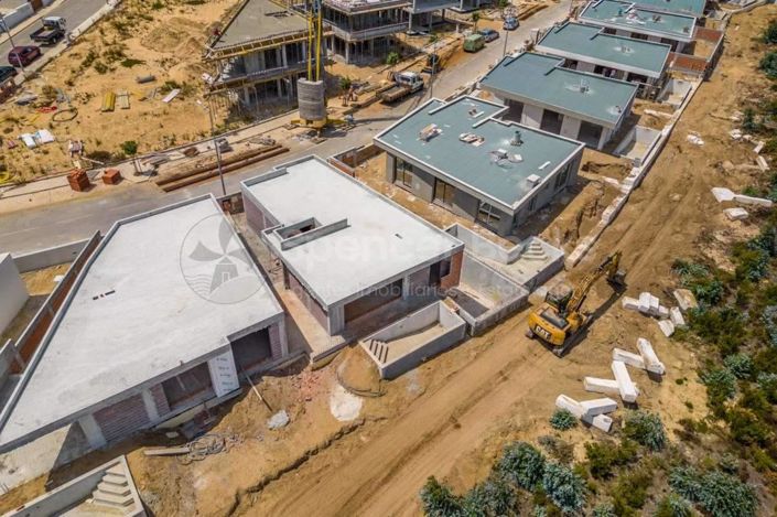 Image No.9-2 Bed House for sale