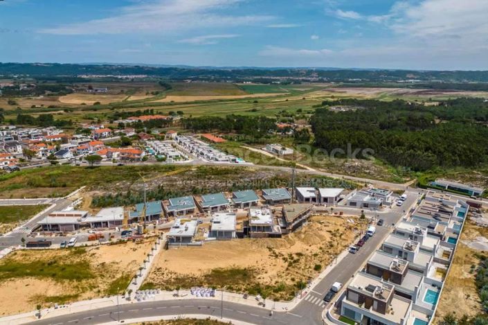 Image No.15-3 Bed House for sale