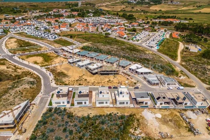 Image No.32-4 Bed House for sale