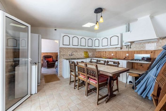 Image No.30-3 Bed House for sale