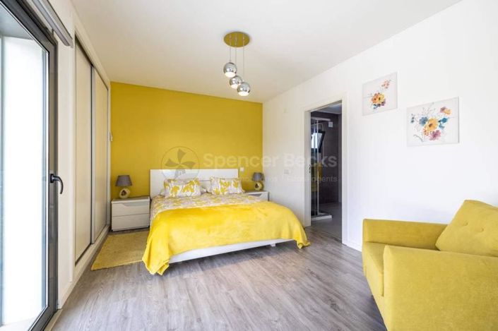 Image No.16-3 Bed House for sale