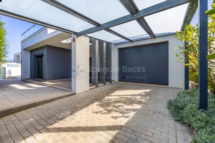 Image No.28-3 Bed House for sale