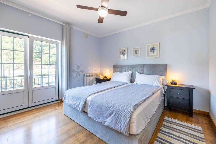 Image No.19-4 Bed House for sale