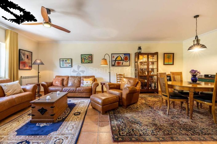 Image No.3-4 Bed House for sale