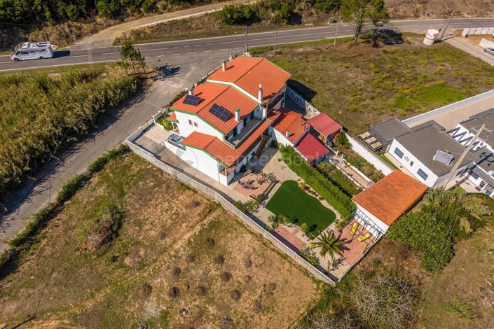 Image No.40-4 Bed House for sale