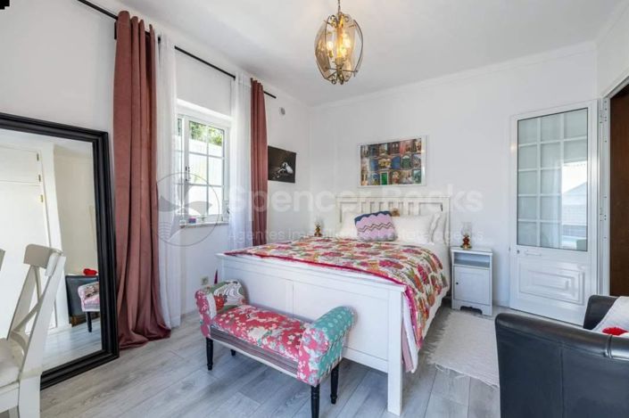 Image No.20-3 Bed House for sale