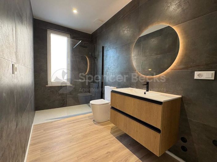 Image No.11-4 Bed House for sale