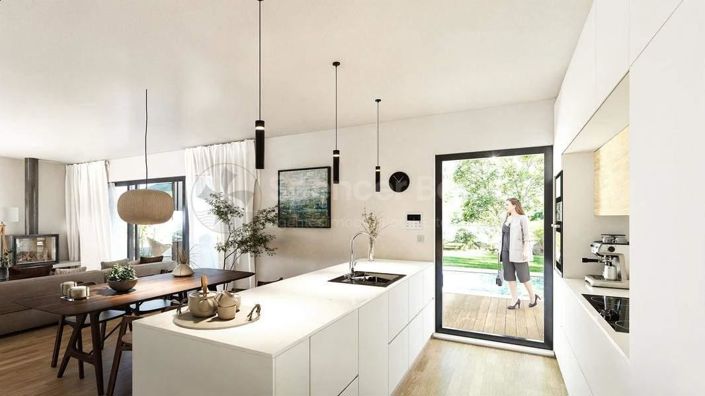 Image No.3-4 Bed House for sale