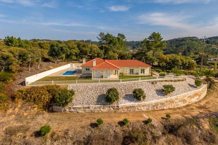 Image No.1-3 Bed House for sale