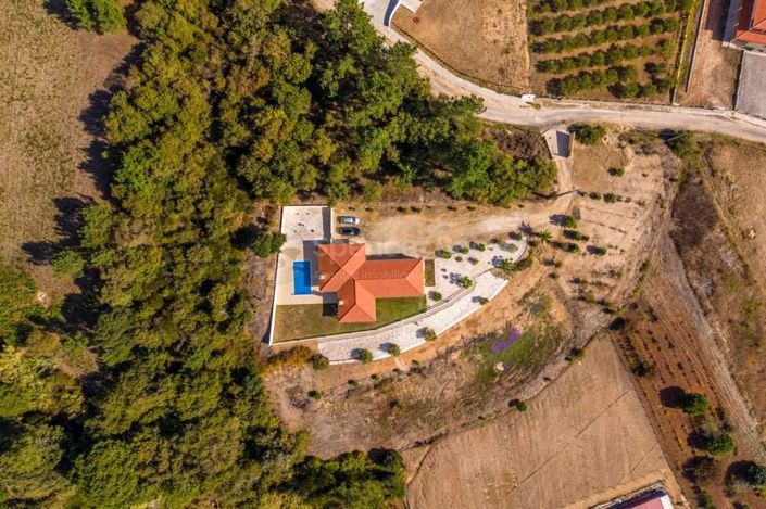 Image No.37-3 Bed House for sale