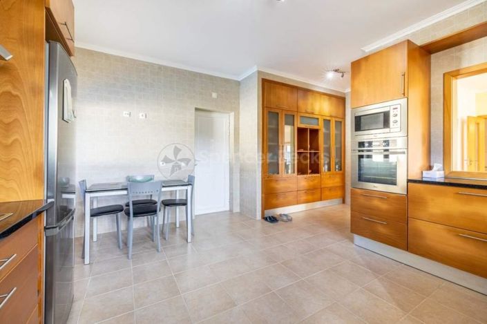 Image No.9-3 Bed House for sale