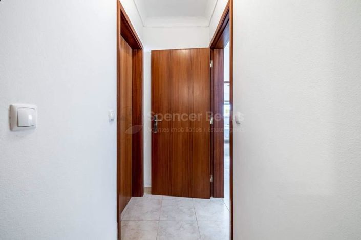 Image No.19-3 Bed House for sale