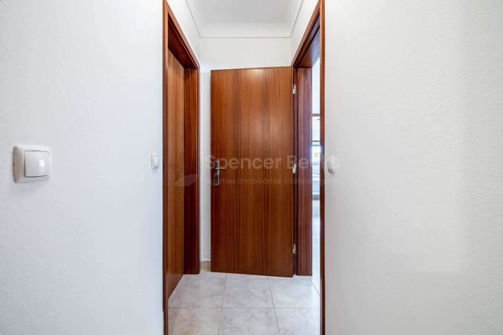 Image No.19-3 Bed House for sale