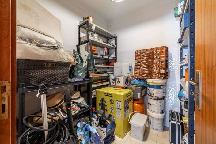 Image No.20-3 Bed House for sale