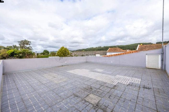 Image No.24-3 Bed House for sale