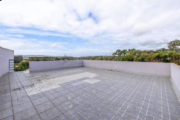 Image No.25-3 Bed House for sale