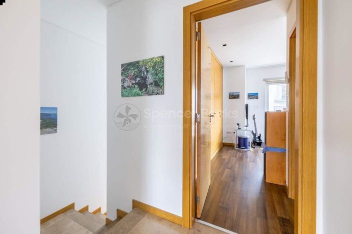 Image No.14-3 Bed House for sale