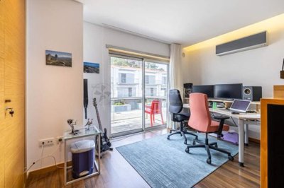 c799f930-b563-7e44-747b-a0ffa10d0cd6