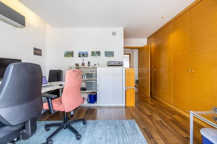 Image No.16-3 Bed House for sale