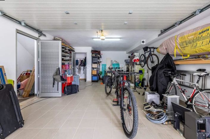 Image No.24-3 Bed House for sale